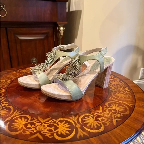 NWOT Aquatalia Women's Green Leather Zeus Heeled Sandal SZ 10 Made in Italy - Picture 8 of 11